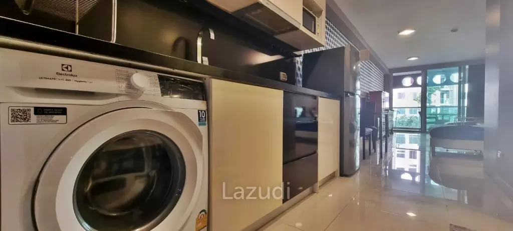 Studio 1 Bath 46.5 SQ.M. Park Royal 2
