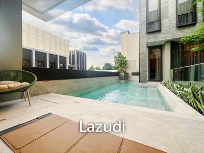 4 Bed 7 Bath 698 SQ.M Bugaan Pattanakarn