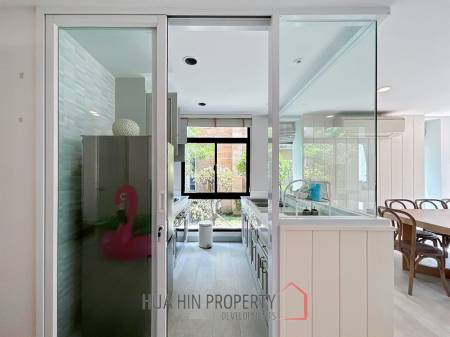 Baan Chai Talay: Beach Front 3 Bedroom Villa