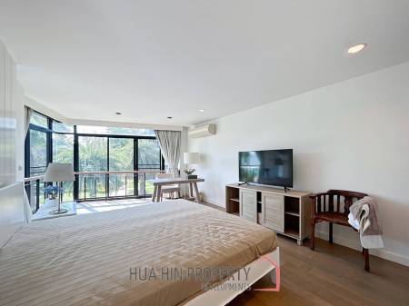 Baan Chai Talay: Beach Front 3 Bedroom Villa