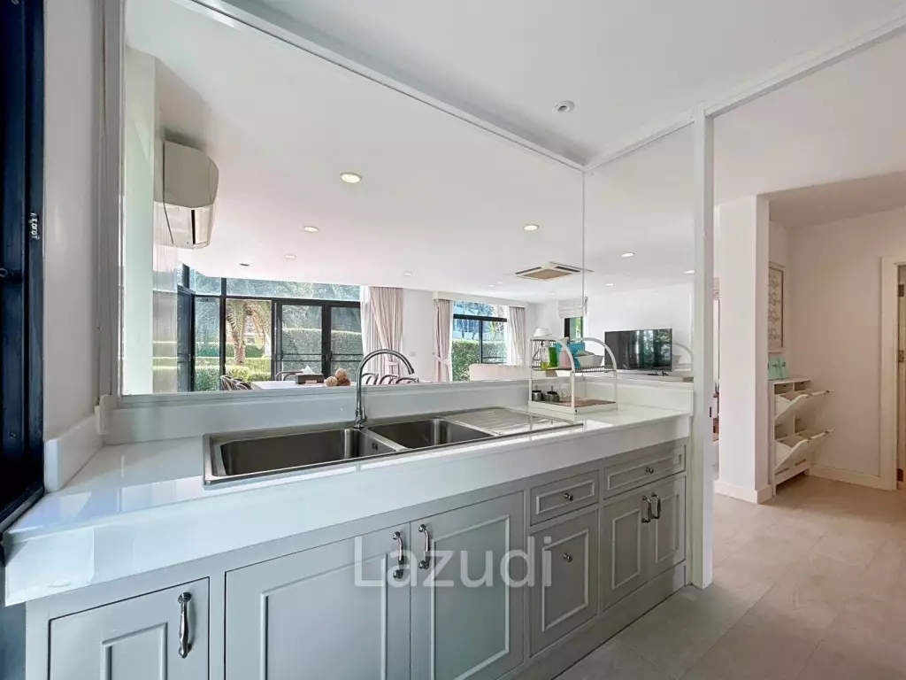 Baan Chai Talay: Beach Front 3 Bedroom Villa