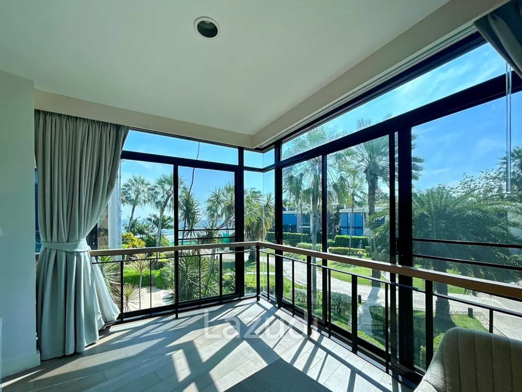 Baan Chai Talay: Beach Front 3 Bedroom Villa