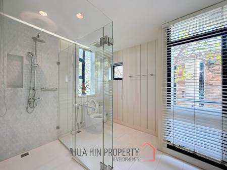 Baan Chai Talay: Beach Front 3 Bedroom Villa