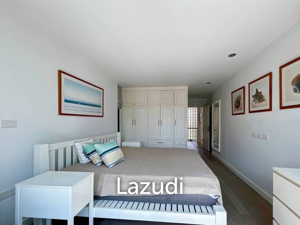 Baan Chai Talay: Beach Front 3 Bedroom Villa