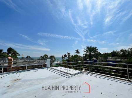 Baan Chai Talay: Beach Front 3 Bedroom Villa