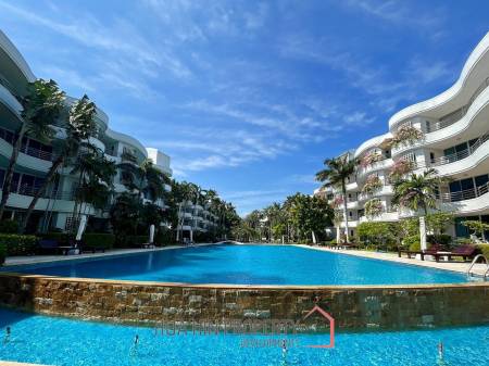 Baan Chai Talay: Beach Front 3 Bedroom Villa