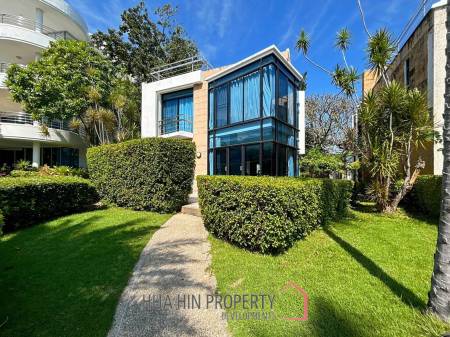 Baan Chai Talay: Beach Front 3 Bedroom Villa