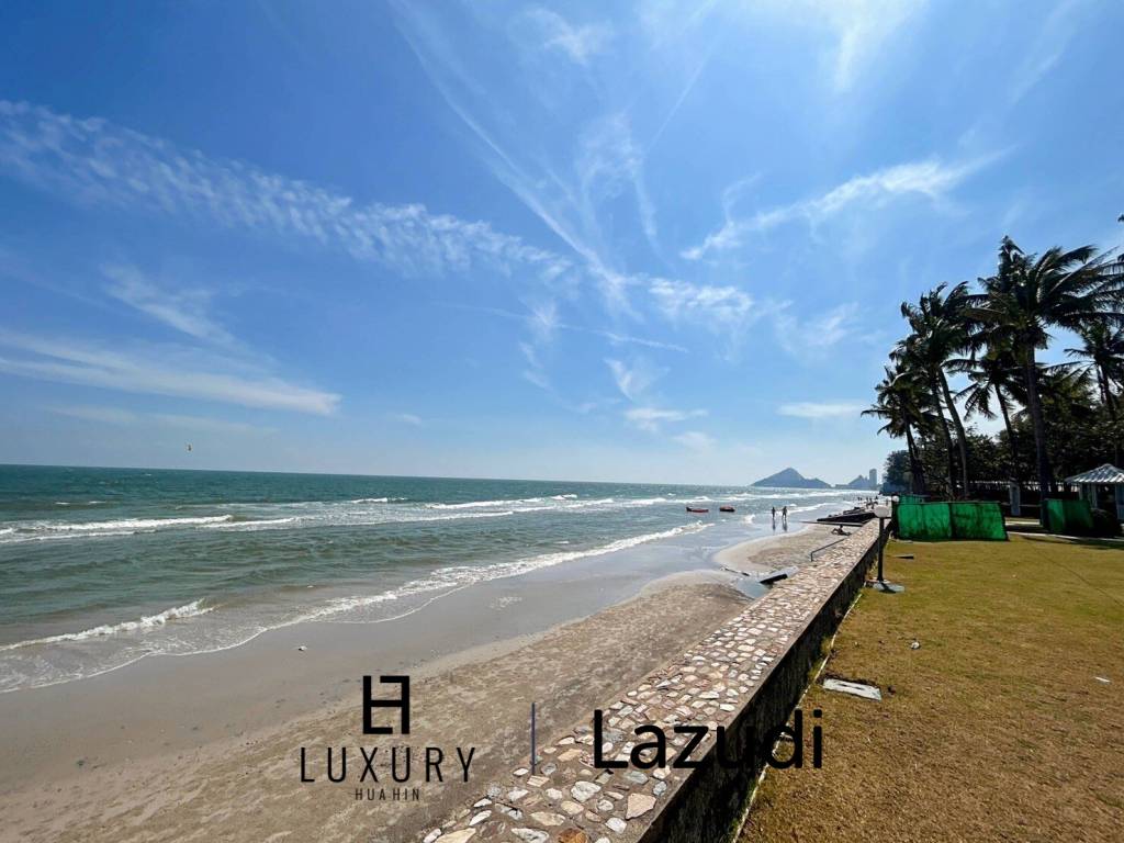 Baan Chai Talay : Beach Front 3 Bedroom Villa