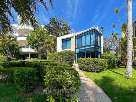 Baan Chai Talay: Beach Front 3 Bedroom Villa