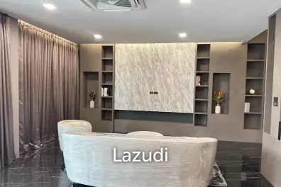 5 Bed 6 Bath 350 SQ.M Bang Lamung Villa