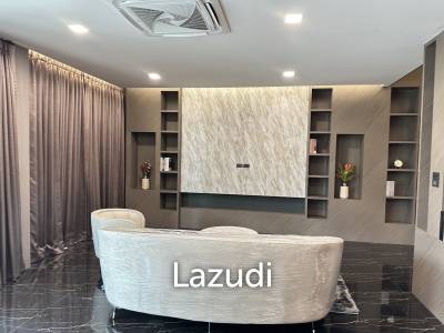 5 Bed 6 Bath 350 SQ.M Bang Lamung Villa