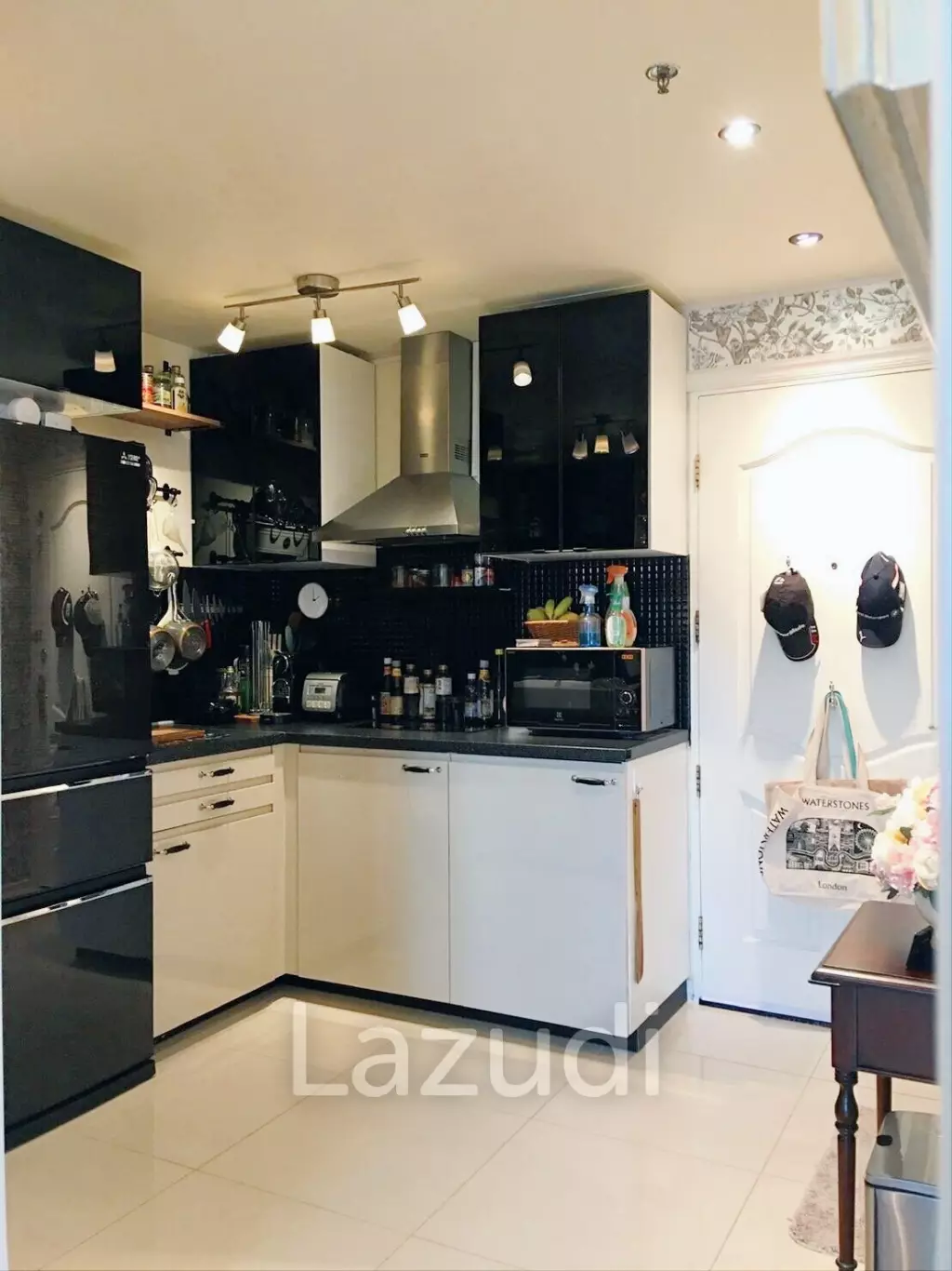 2 Bed 2 Bath 85 SQ.M Serene Place Sukhumvit 24
