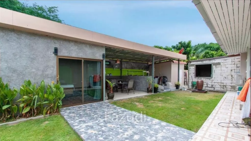 4 Beds 5 Baths 500 SQ.M. Morden House with Pool