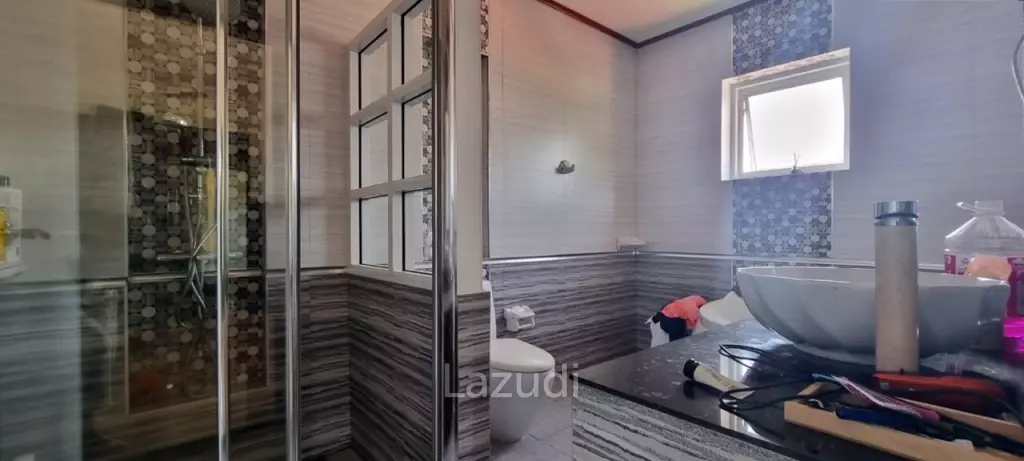 4 Beds 5 Baths 500 SQ.M. Morden House with Pool