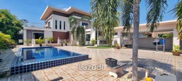 4 Beds 5 Baths 500 SQ.M. Morden House with Pool