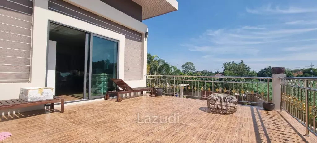 4 Beds 5 Baths 500 SQ.M. Morden House with Pool