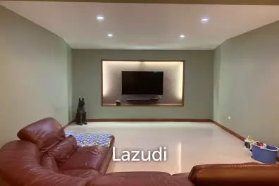 4 Beds 5 Baths 500 SQ.M. Morden House with Pool
