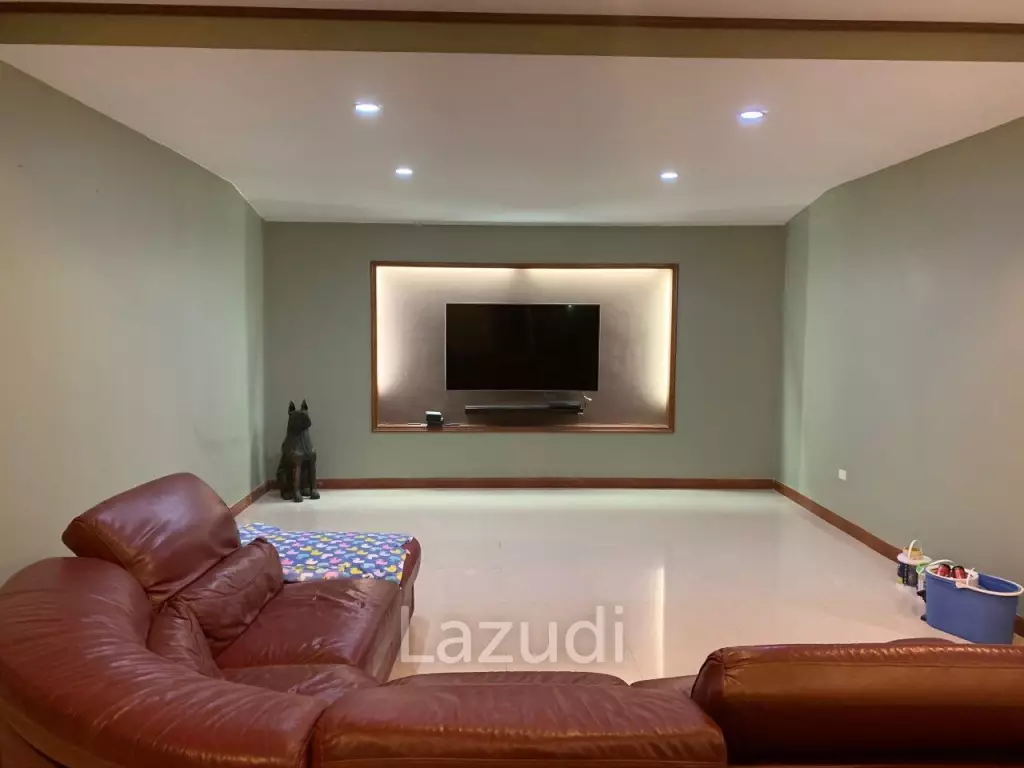 4 Beds 5 Baths 500 SQ.M. Morden House with Pool