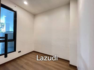 3 Bed  2 Bath 250 SQ.M Baan Silom Soi 11