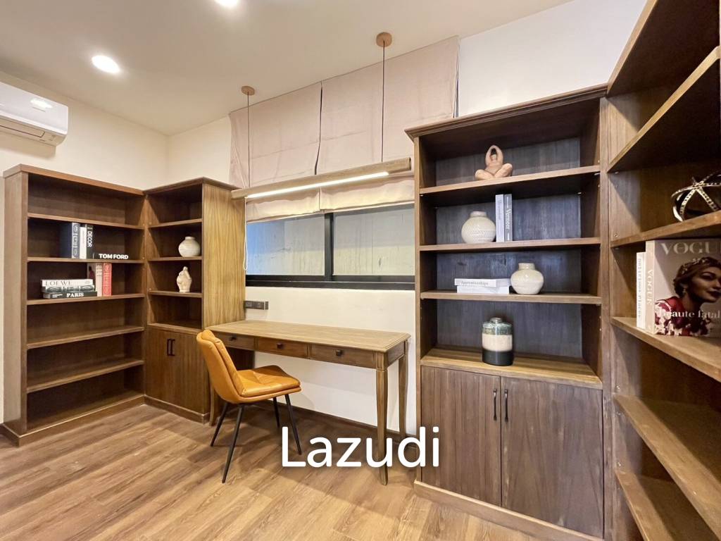3 Bed  2 Bath 250 SQ.M Baan Silom Soi 11