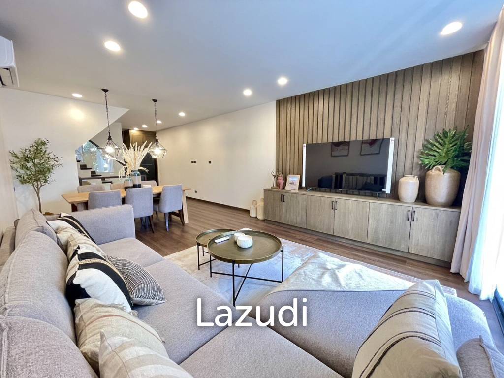 3 Bed  2 Bath 250 SQ.M Baan Silom Soi 11