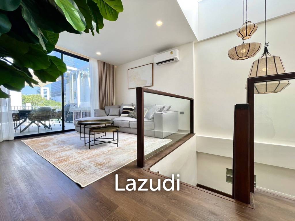 3 Bed  2 Bath 250 SQ.M Baan Silom Soi 11