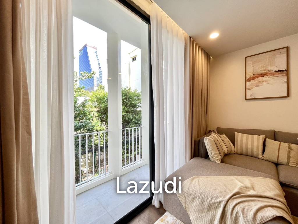 3 Bed  2 Bath 250 SQ.M Baan Silom Soi 11