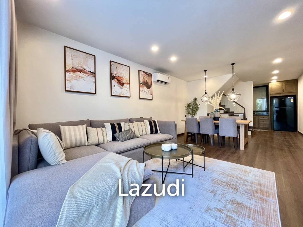 3 Bed  2 Bath 250 SQ.M Baan Silom Soi 11