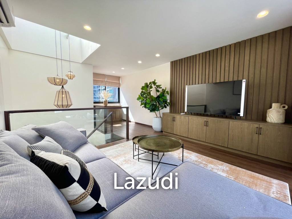 3 Bed  2 Bath 250 SQ.M Baan Silom Soi 11