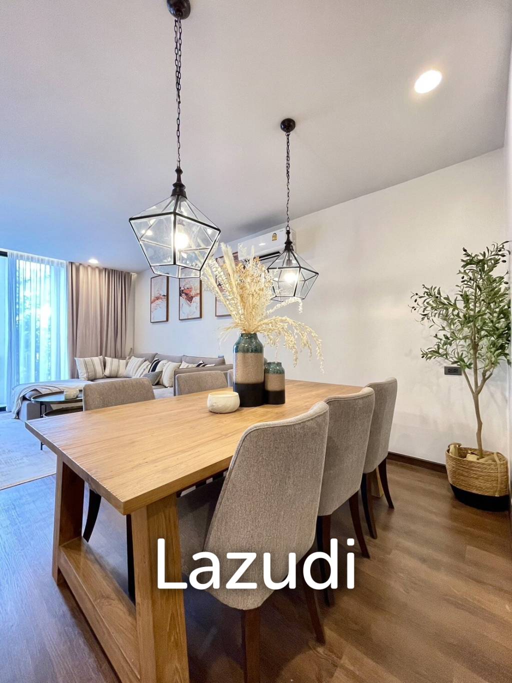 3 Bed  2 Bath 250 SQ.M Baan Silom Soi 11