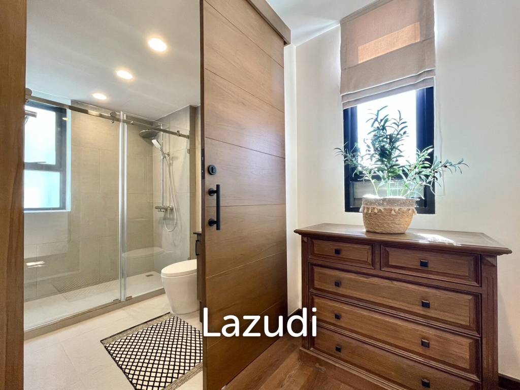 3 Bed  2 Bath 250 SQ.M Baan Silom Soi 11
