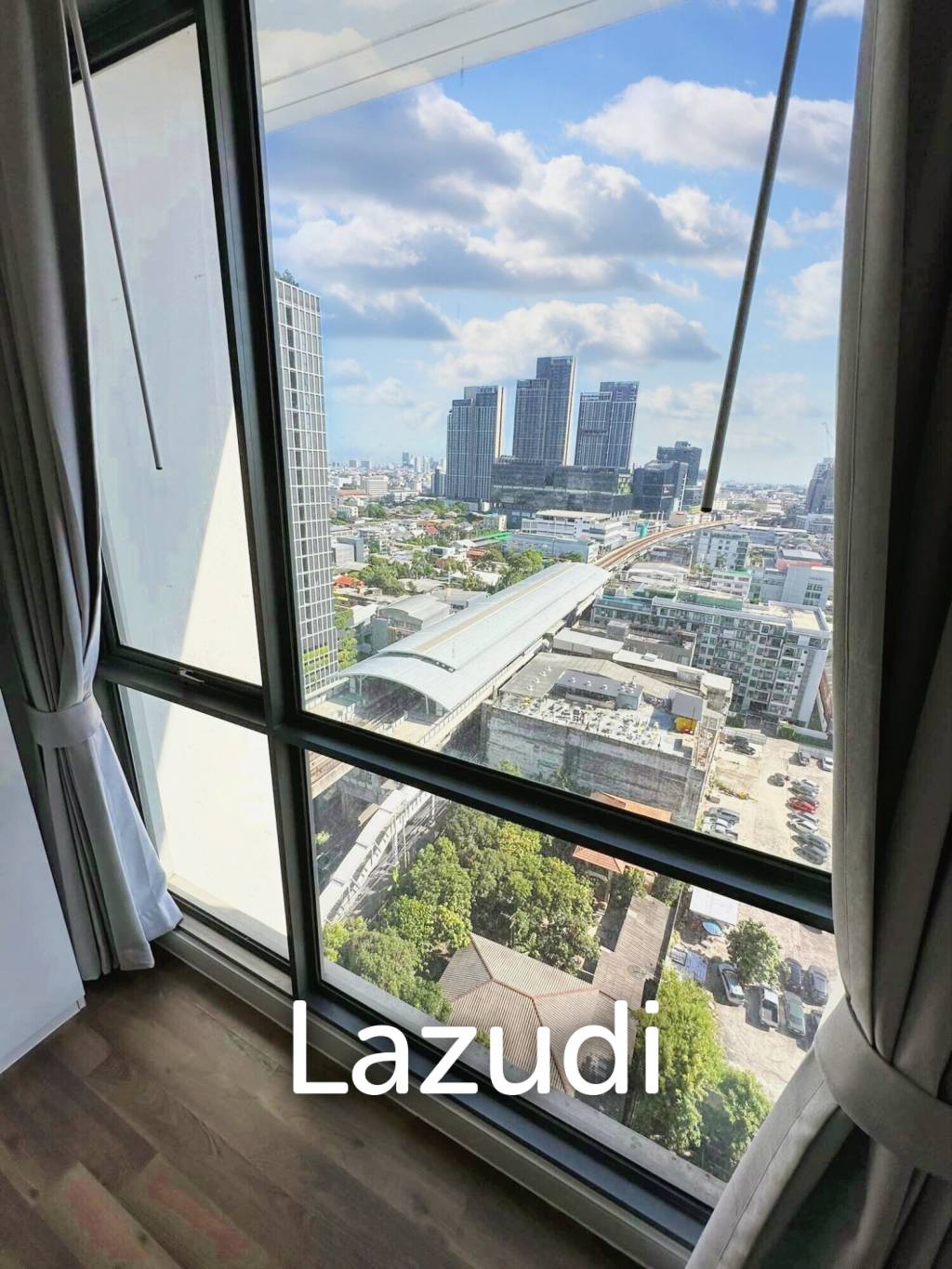 1 Bed 1 Bath 45 SQ.M The Room Sukhumvit 62
