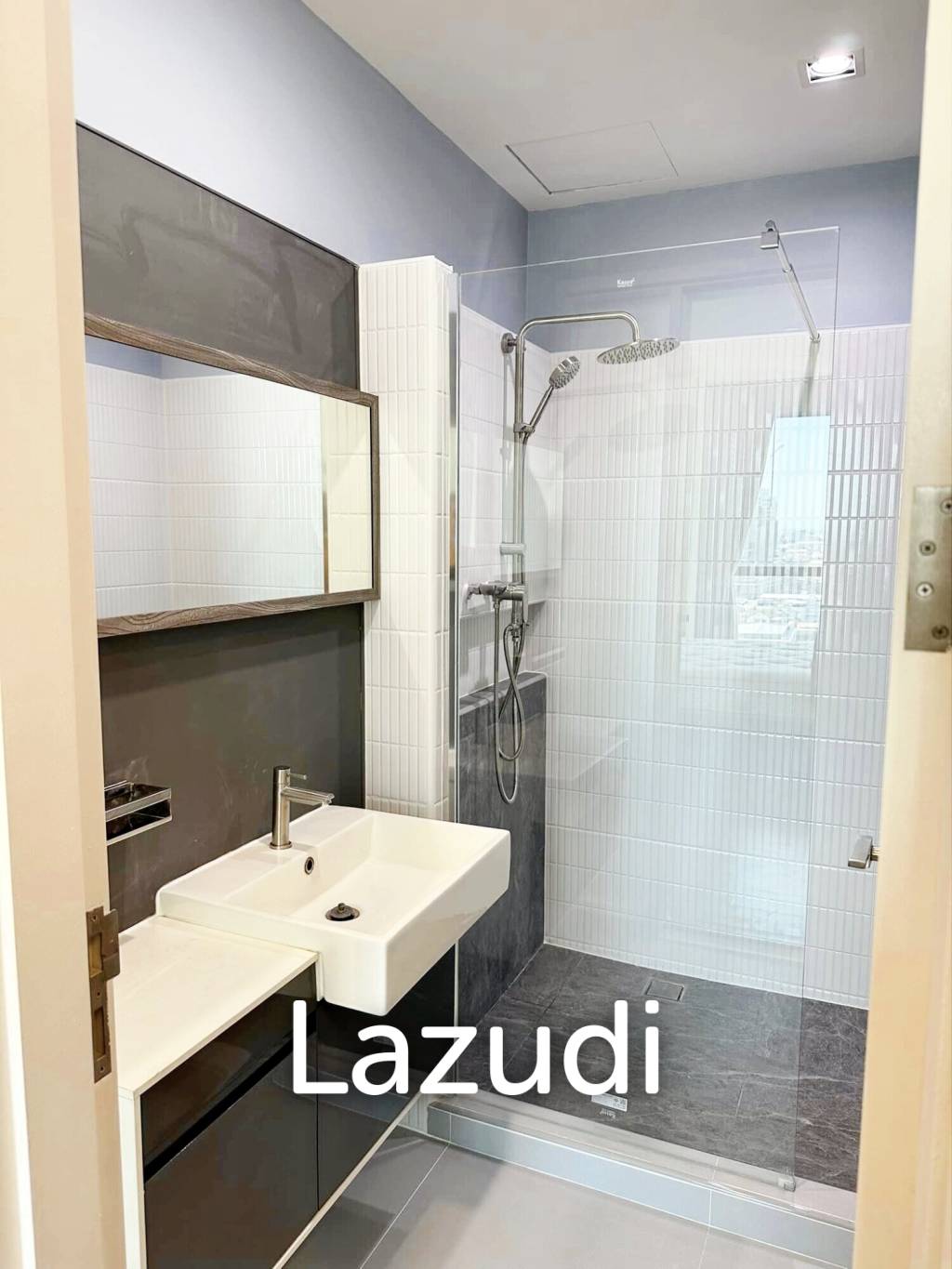 1 Bed 1 Bath 45 SQ.M The Room Sukhumvit 62