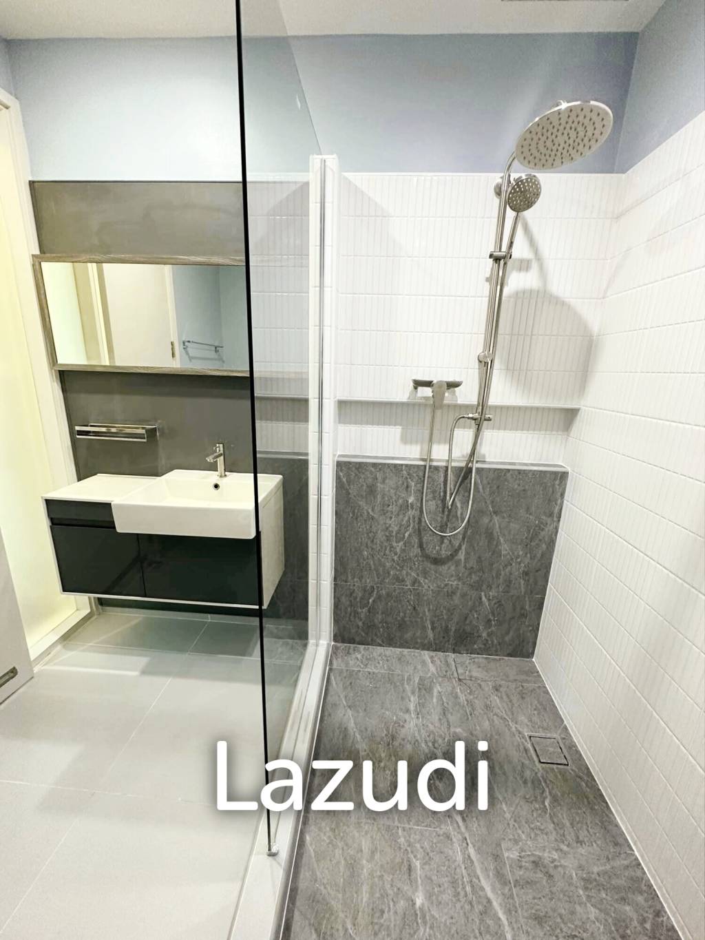 1 Bed 1 Bath 45 SQ.M The Room Sukhumvit 62