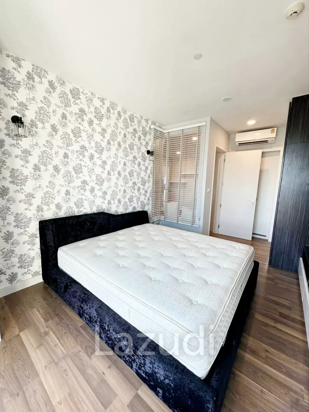 1 Bed 1 Bath 45 SQ.M The Room Sukhumvit 62
