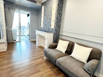 1 Bed 1 Bath 45 SQ.M The Room Sukhumvit 62