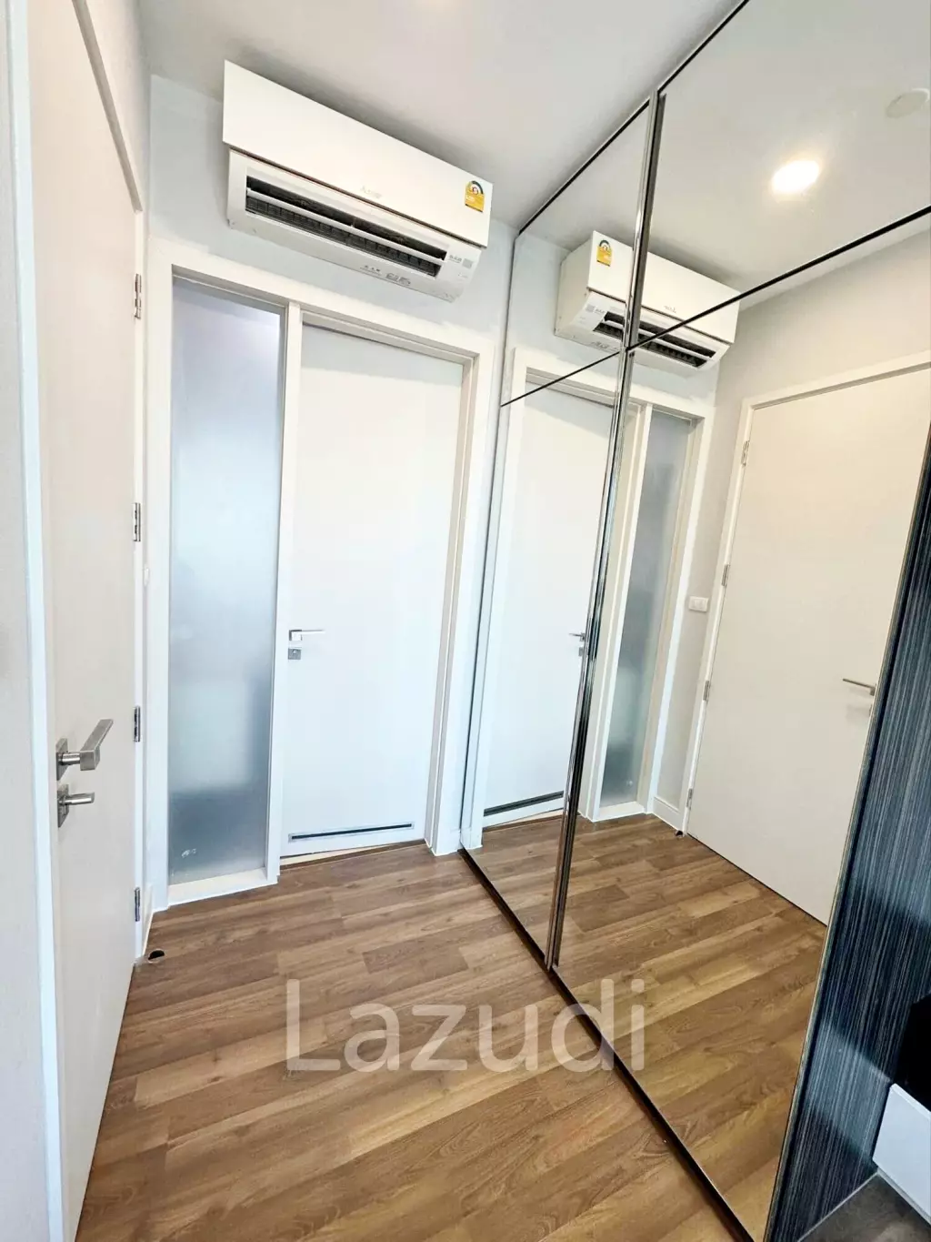 1 Bed 1 Bath 45 SQ.M The Room Sukhumvit 62