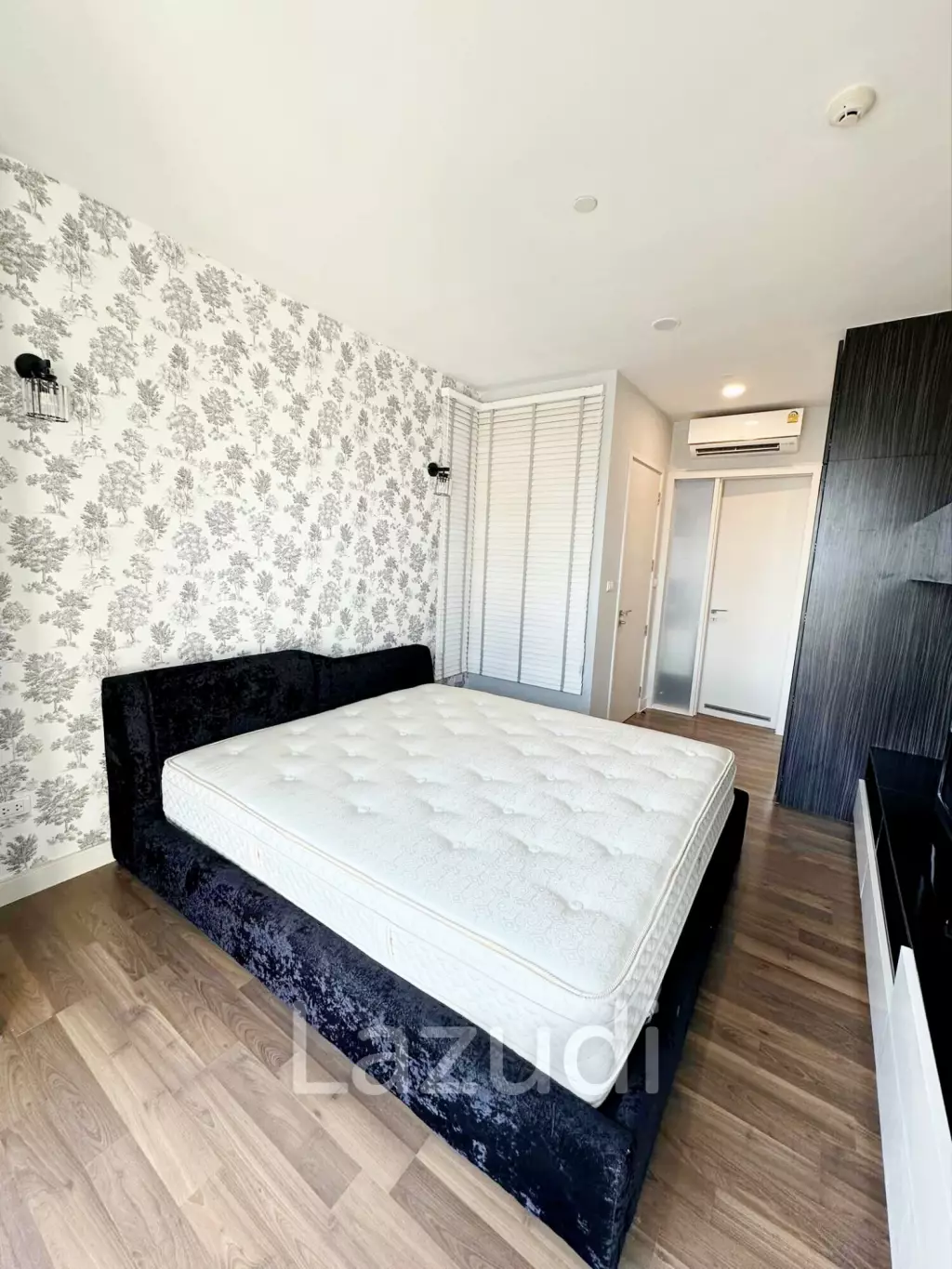 1 Bed 1 Bath 45 SQ.M The Room Sukhumvit 62