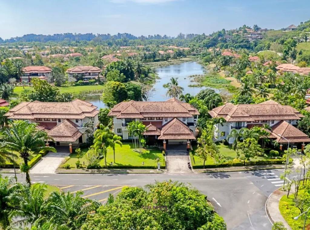 Luxury 5 Bedroom Pool Villa with Lake View in Layan, Phuket