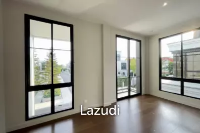 5 Bed 544 SQ.M Malton Gates - Krungthep Kreetha