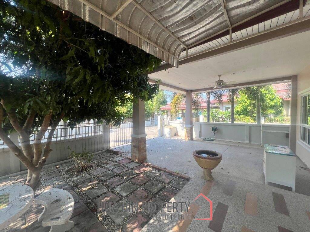HOUSE ON SOI 112  : 3 bed fully furnished