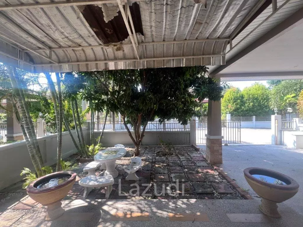 HOUSE ON SOI 112  : 3 bed fully furnished