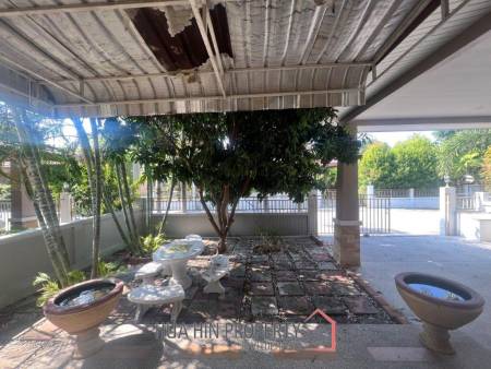 HOUSE ON SOI 112  : 3 bed fully furnished