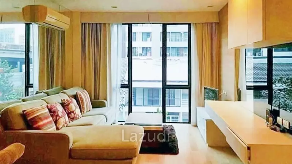 1 Bedroom 1 Bathroom 50 SQ.M O2 Hip