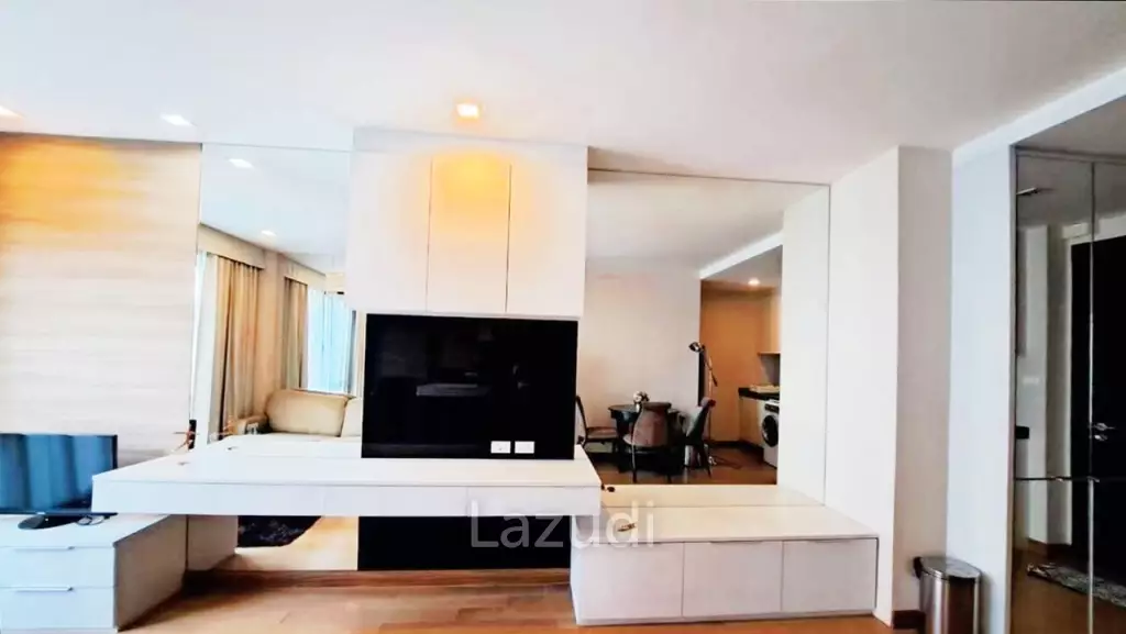 1 Bedroom 1 Bathroom 50 SQ.M O2 Hip