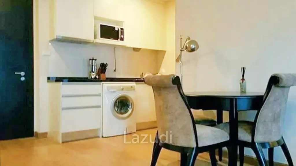 1 Bedroom 1 Bathroom 50 SQ.M O2 Hip