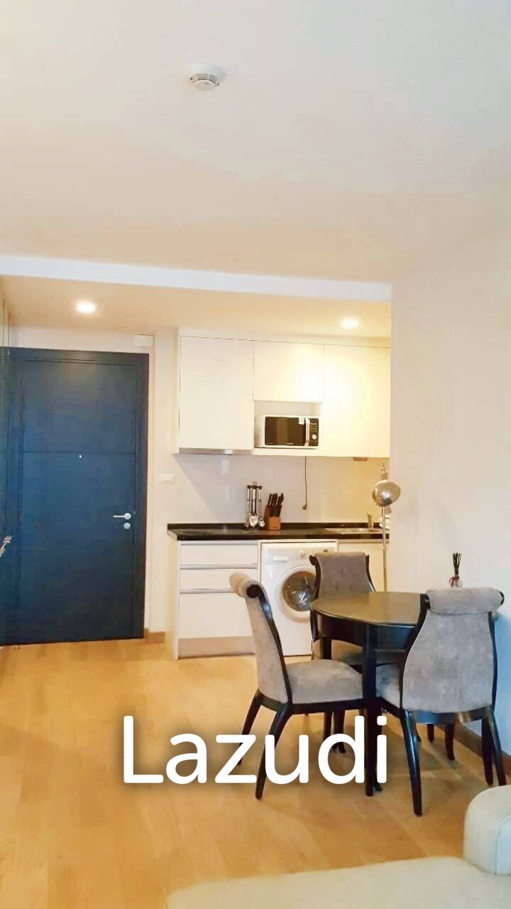 1 Bedroom 1 Bathroom 50 SQ.M O2 Hip