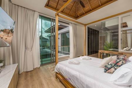 3 Bed 4 Bath Villa For Rent In Pasak Phuket