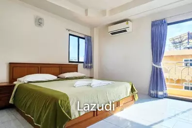 Building and Business for Sale In Soi Buakhao