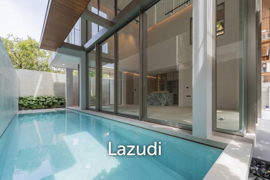 3 Beds 5 Baths 550 SQ.M VI ARI